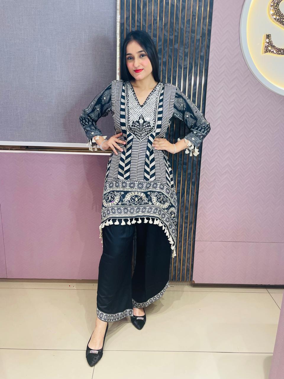BLACK AND WHITE KURTA SET